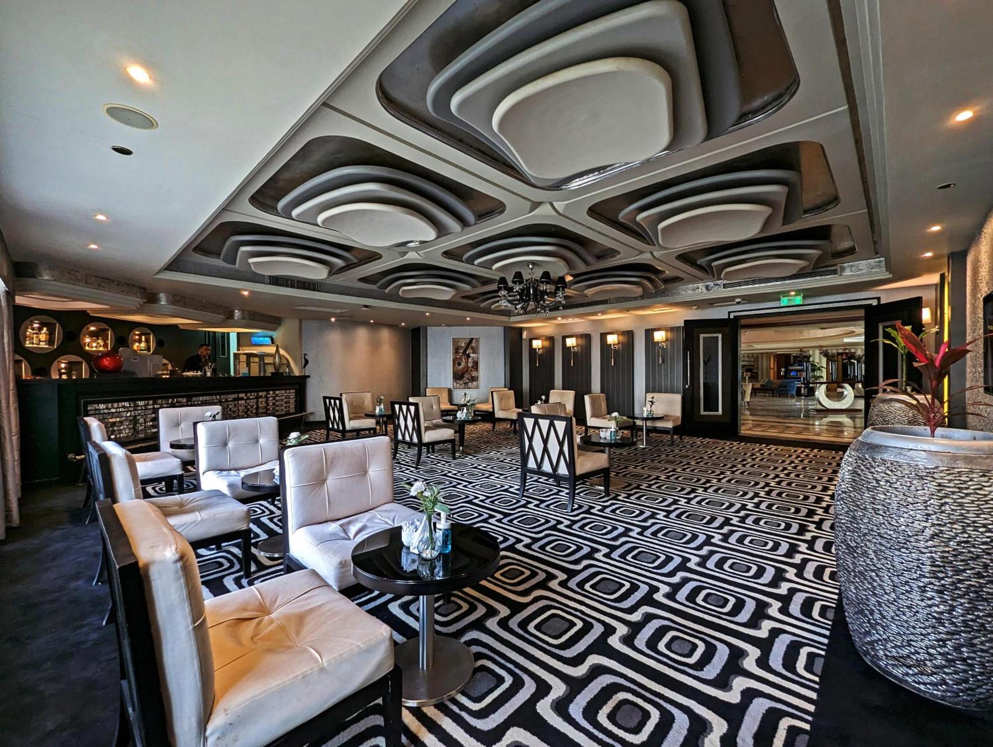 Kaisol Romance Resort Sahl Hasheesh - Adults Only Hurghada Eksteriør bilde The Club at Changi Airport