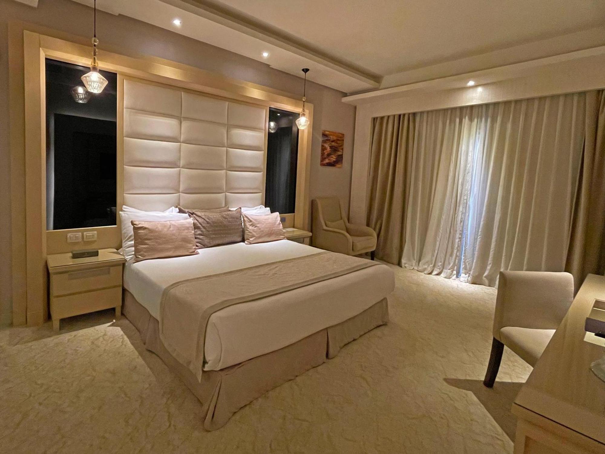 Kaisol Romance Resort Sahl Hasheesh - Adults Only Hurghada Eksteriør bilde A bedroom at the hotel
