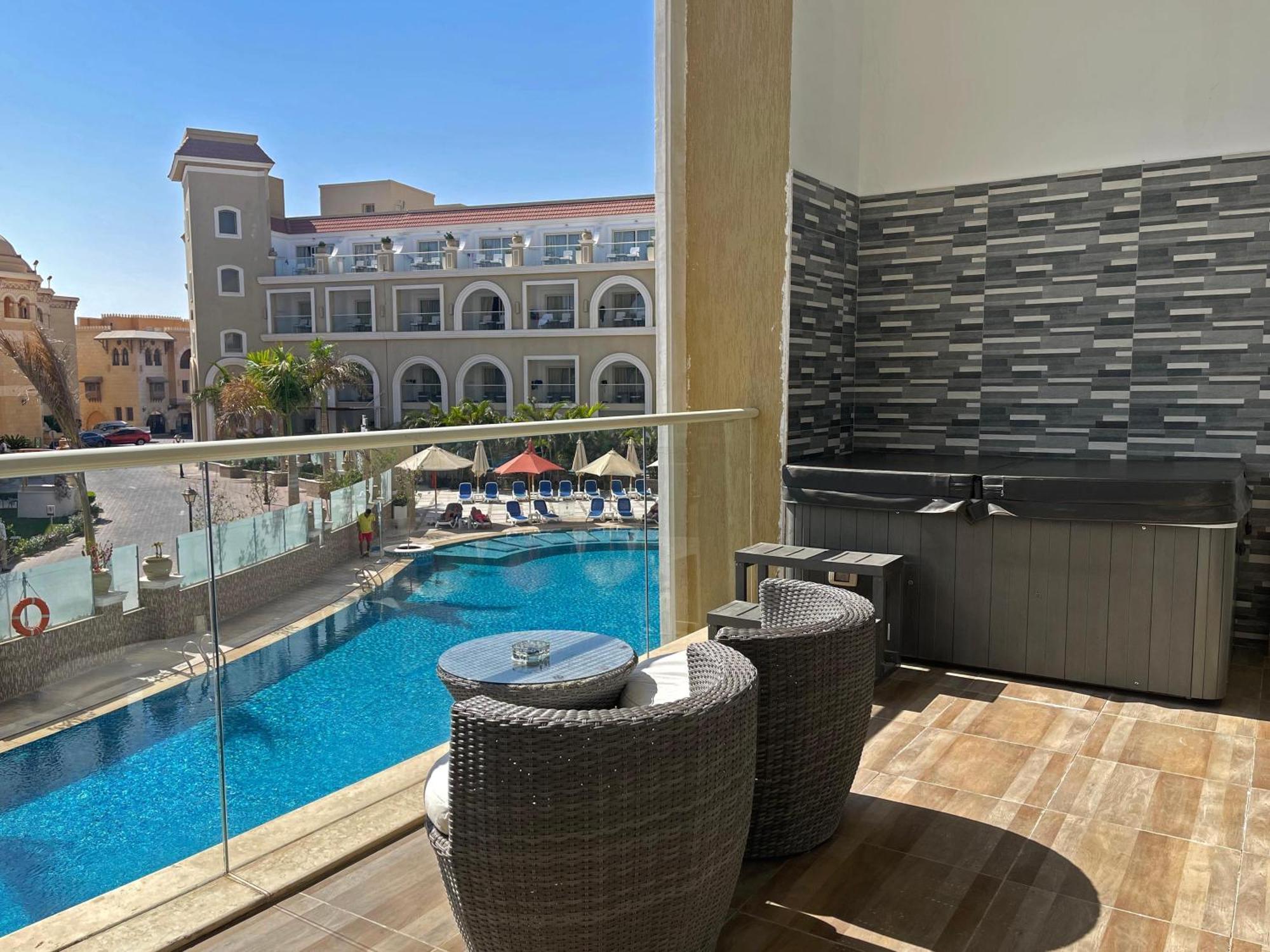 Kaisol Romance Resort Sahl Hasheesh - Adults Only Hurghada Eksteriør bilde The swimming pool at the hotel