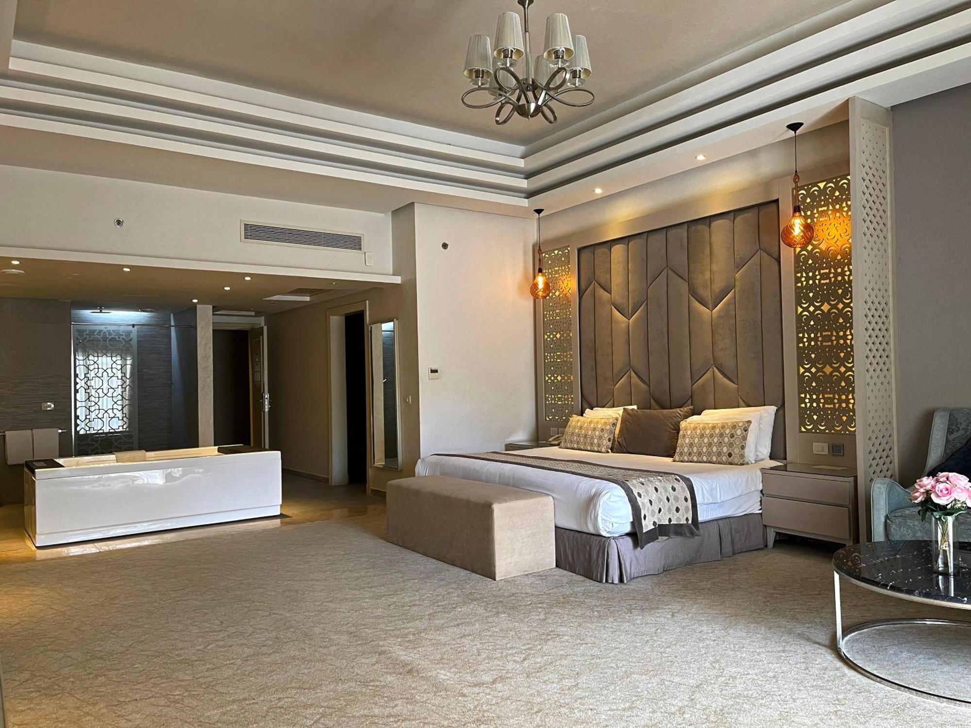 Kaisol Romance Resort Sahl Hasheesh - Adults Only Hurghada Eksteriør bilde A bedroom at the hotel