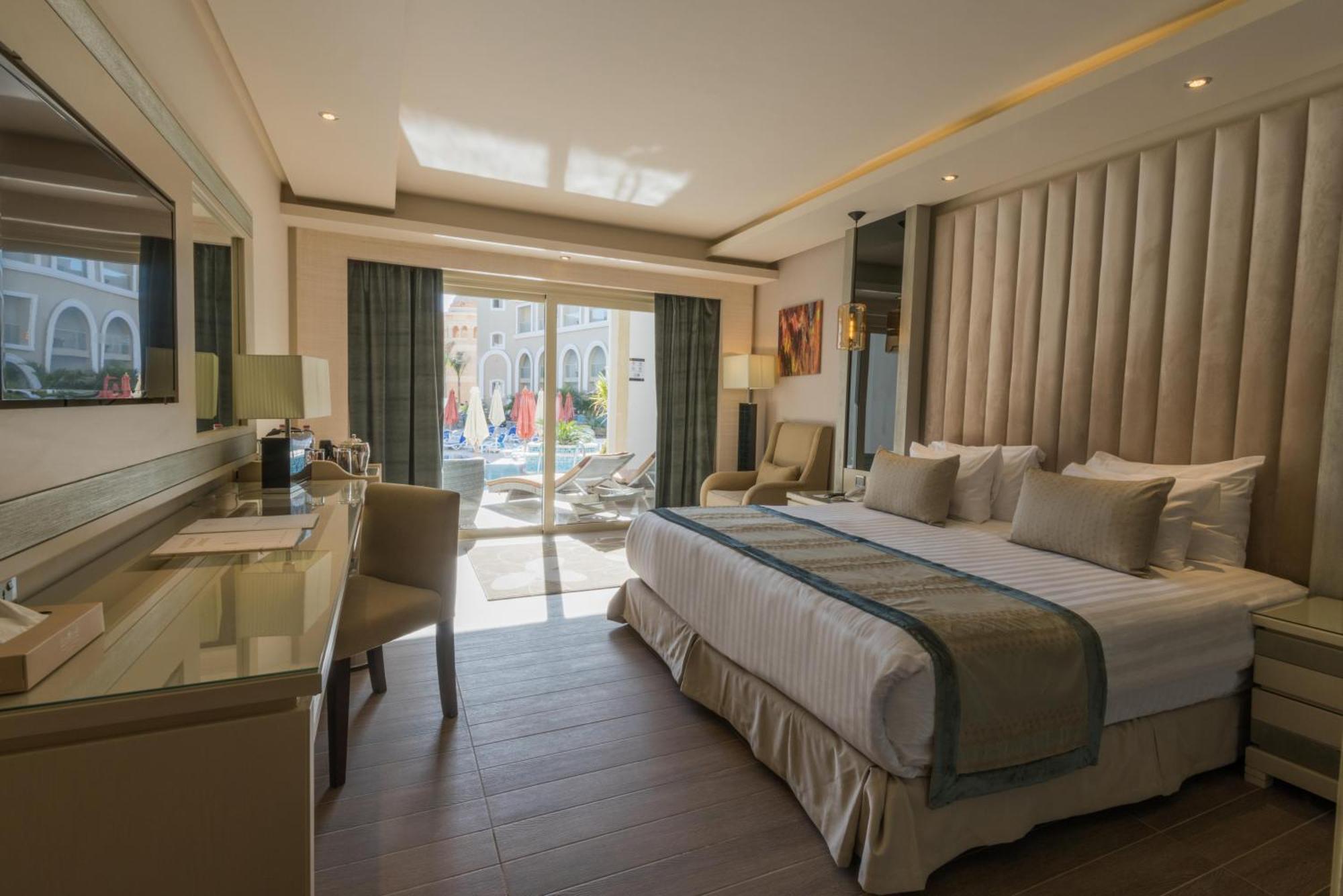 Kaisol Romance Resort Sahl Hasheesh - Adults Only Hurghada Eksteriør bilde A room at the hotel